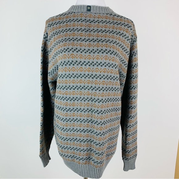 Columbia Sweater Large - Picture 8 of 10